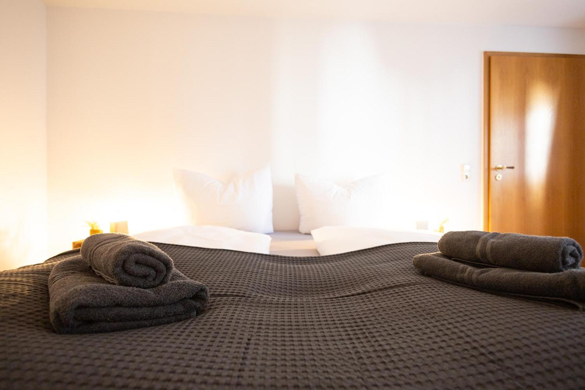 Ko-Living Space An Der Oper - Street Art Design Apartments Halle (Saale) Exterior foto